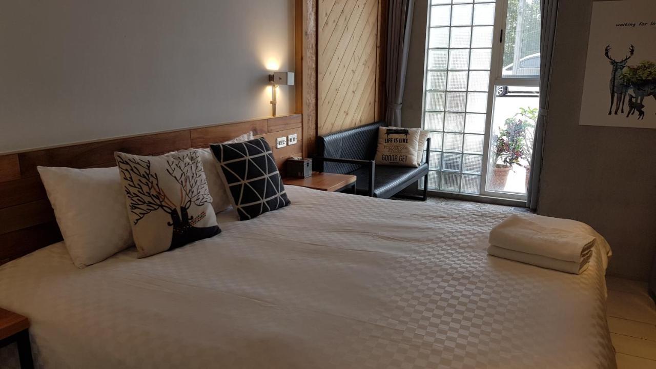 The Red Hotel Nanwan Exterior photo